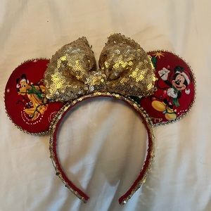 Christmas Minnie Mouse Ears